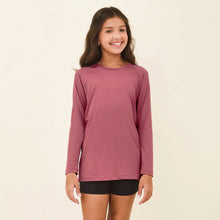 Carica l'immagine nel visualizzatore di Gallery, Model Front: Uv Line Protezioni Da Eruzioni Longsleeve Uvpro Kids Malva Upf50+