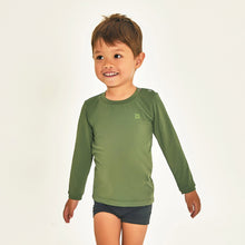 Carica l'immagine nel visualizzatore di Gallery, Model Front: Uv Line Protezioni Da Eruzioni Longsleeve Baby Green Militar Upf50+