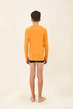 Carica l'immagine nel visualizzatore di Gallery, Model Back: Uv Line Protezioni Da Eruzioni Longsleeve Uvpro Kids Orange Upf50+