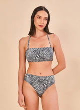 Carica l'immagine nel visualizzatore di Gallery, Model Front: Uv Line Completo Set Bandeau Asas Upf50+