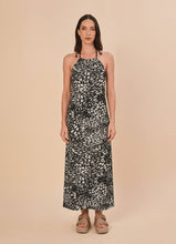 Carica l'immagine nel visualizzatore di Gallery, Model Front: Uv Line Vestito Da Spiaggia High-Neck Dress Asas Upf50+
