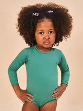 Carica l'immagine nel visualizzatore di Gallery, Model Front: Uv Line Costumi Da Bagno Bebè Baby Longsleeve Swimsuit Deep Sea Upf50+