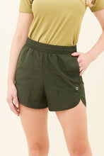 Carica l'immagine nel visualizzatore di Gallery, Gallery: Uv Line Pantaloncino Da Da Fitness Short Race Verde Militar Upf50+