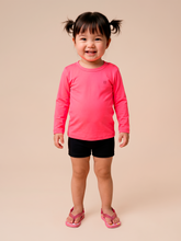 Carica l'immagine nel visualizzatore di Gallery, Model Front: Uv Line Protezioni Da Eruzioni Longsleeve Baby Pink Fluor Upf50+