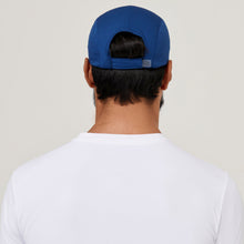 Carica l'immagine nel visualizzatore di Gallery, Model Back: Uv Line Berretto Cap Athletic Dry 2021 Masc Nav Yblue Upf50+
