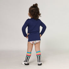 Carica l'immagine nel visualizzatore di Gallery, Model Back: Uv Line Protezioni Da Eruzioni Longsleeve Baby Navy Blue Upf50+
