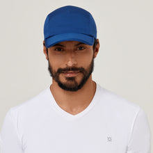 Carica l'immagine nel visualizzatore di Gallery, Model Front: Uv Line Berretto Cap Athletic Dry Marinho Upf50+
