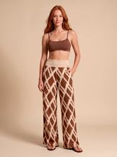 Carica l'immagine nel visualizzatore di Gallery, Model Front: Uv Line Pantaloni Da Spiaggia Pants Diamond Rib Upf50+
