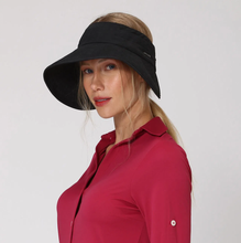 Carica l'immagine nel visualizzatore di Gallery, Model Front: Uv Line Visiera Tokyo Fpu50+ Visor Black Uv

