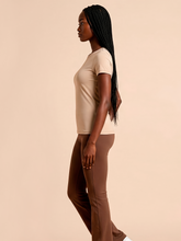 Carica l'immagine nel visualizzatore di Gallery, Image 03: Uv Line Protezioni Da Eruzioni T-Shirt Fem New Fit Fem Sand Upf50+
