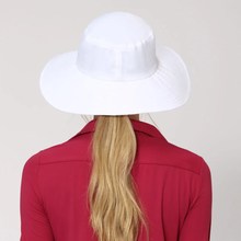 Carica l'immagine nel visualizzatore di Gallery, Model Back: Uv Line Cappello Morbido Hat Lyon Nac L Fem White Upf50+
