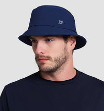 Carica l'immagine nel visualizzatore di Gallery, Model Front: Uv Line Cappello Alla Pescatore Hat Toronto Colors Masc Navy Blue Upf50+
