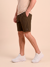 Carica l'immagine nel visualizzatore di Gallery, Image 03: Uv Line Bermuda / Uomo Shorts New Fit Masc Brown Upf50+
