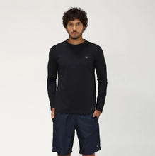 Carica l'immagine nel visualizzatore di Gallery, Model Front: Uv Line Protezioni Da Eruzioni Longsleeve Uvpro Preto
