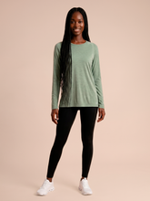 Carica l'immagine nel visualizzatore di Gallery, Model Front: Uv Line Protezioni Da Eruzioni Longsleeve Fem New Fit Mix Grey Upf50+
