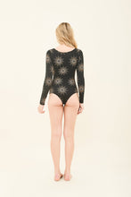 Carica l'immagine nel visualizzatore di Gallery, Model Back: Uv Line Intero Marina Shine Preto Malva
