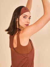 Carica l'immagine nel visualizzatore di Gallery, Image 04: Uv Line Top Da Fitness Regata Sport Color Fem Marrom Upf50+
