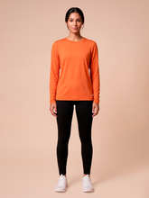 Carica l'immagine nel visualizzatore di Gallery, Model Front: Uv Line Protezioni Da Eruzioni Longsleeve Uvpro Fem Pitanga Upf50+
