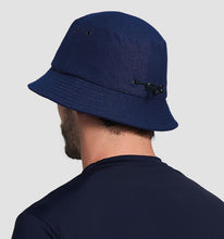 Carica l'immagine nel visualizzatore di Gallery, Model Back: Uv Line Cappello Alla Pescatore Hat Toronto Colors Masc Navy Blue Upf50+

