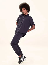 Carica l'immagine nel visualizzatore di Gallery, Model Front: Uv Line Camicia Shirt Copa Black Upf50+

