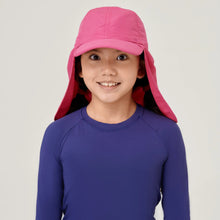 Carica l'immagine nel visualizzatore di Gallery, Model Front: Uv Line Berretto Legionario Teens Pink Upf50+
