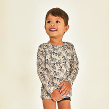 Carica l'immagine nel visualizzatore di Gallery, Model Front: Uv Line Protezioni Da Eruzioni Longsleeve Baby Zebra Upf50+
