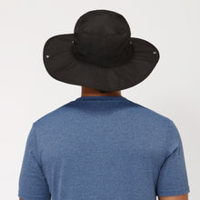 Carica l'immagine nel visualizzatore di Gallery, Model Back: Uv Line Cappello Morbido Safari Preto Upf50+
