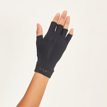 Carica l'immagine nel visualizzatore di Gallery, Image 02: Uv Line Guanti Short Glove Black Upf50+
