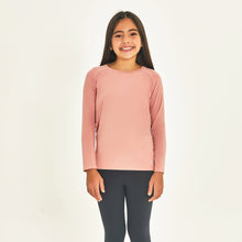 Carica l'immagine nel visualizzatore di Gallery, Model Front: Uv Line Protezioni Da Eruzioni Longsleeve Uprpo Inf Rose Upf50+

