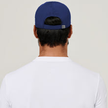 Carica l'immagine nel visualizzatore di Gallery, Model Back: Uv Line Berretto Cap Uvpro Marinho Upf50+
