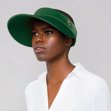 Carica l'immagine nel visualizzatore di Gallery, Model Front: Uv Line Visiera Grecia Verde Folha Upf50+
