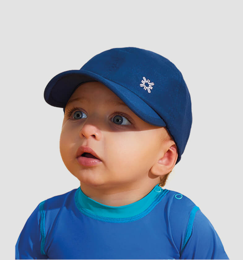 Model Front: Uv Line Berretto Baby Colors Marinho