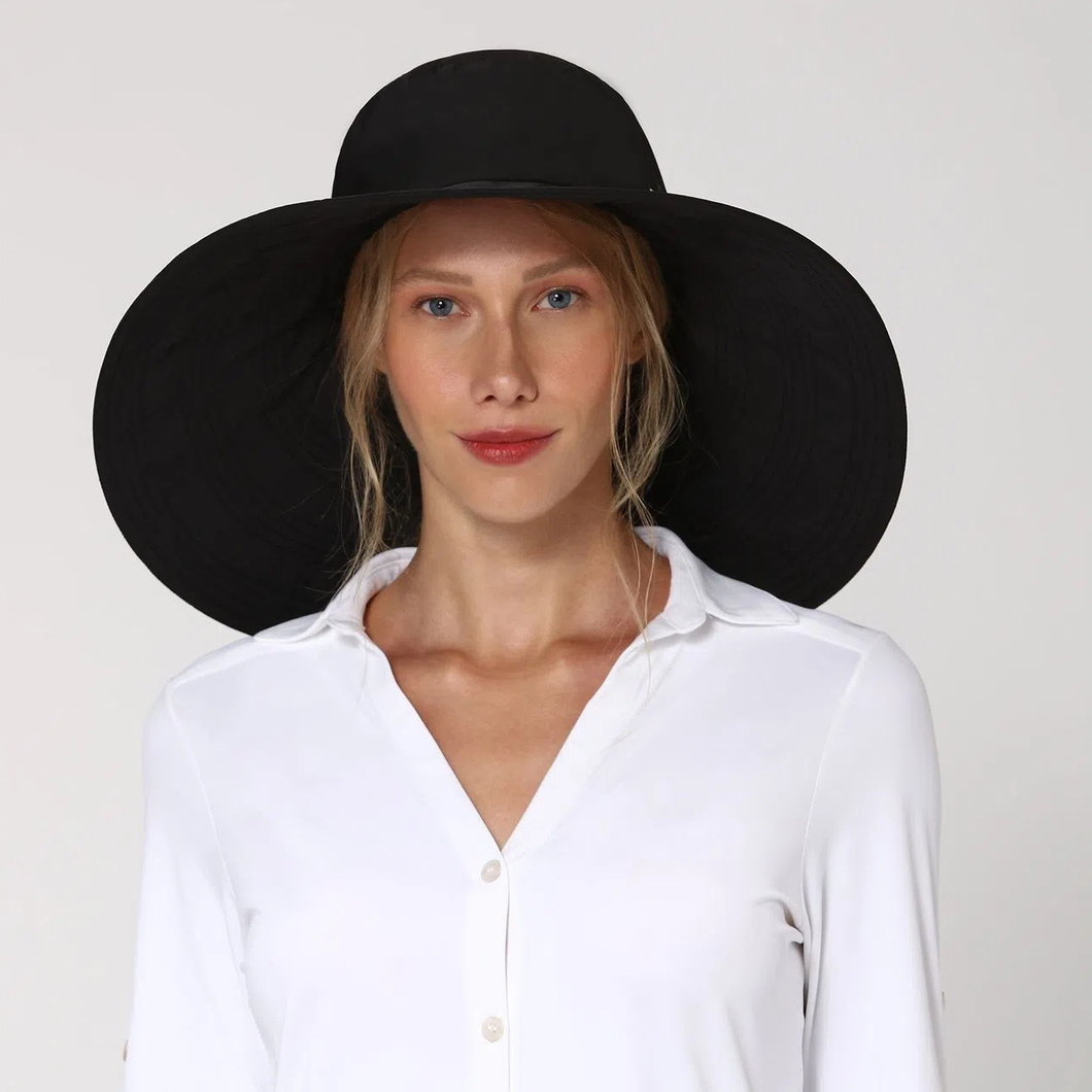 Model Front: Uv Line Cappello Morbido Beverly Hills Preto