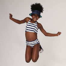 Carica l&#39;immagine nel visualizzatore di Gallery, Model Front: Uv Line Due Pezzi Bambina Bikini Set Listras Upf50+
