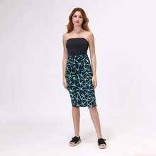 Carica l&#39;immagine nel visualizzatore di Gallery, Model Front: Uv Line Pareo Canga Estrela Upf50+
