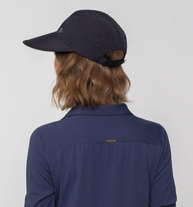 Model Back: Uv Line Berretto Capri Colors Preto