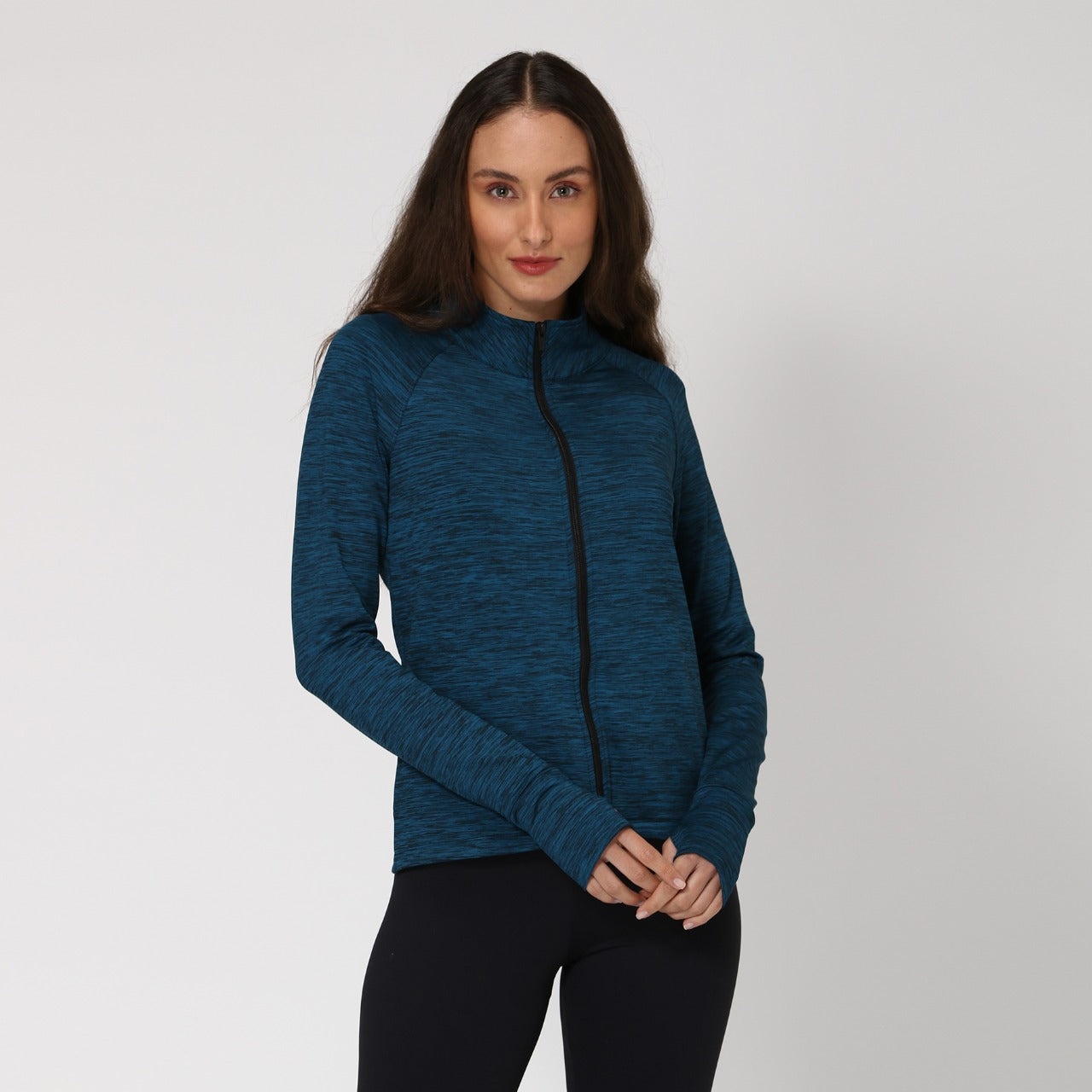Model Front: Uv Line Top Da Fitness Casaco Newfit Petroleo Upf50+