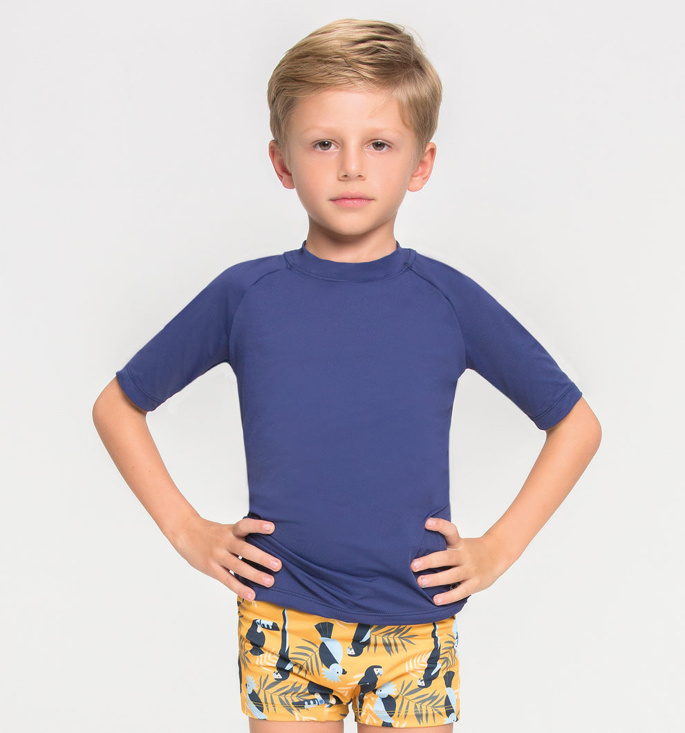 Model Front: Uv Line Protezioni Da Eruzioni Kids Fpu50+ Uvpro Short Sleeve T-Shirt Navy Blue Uv