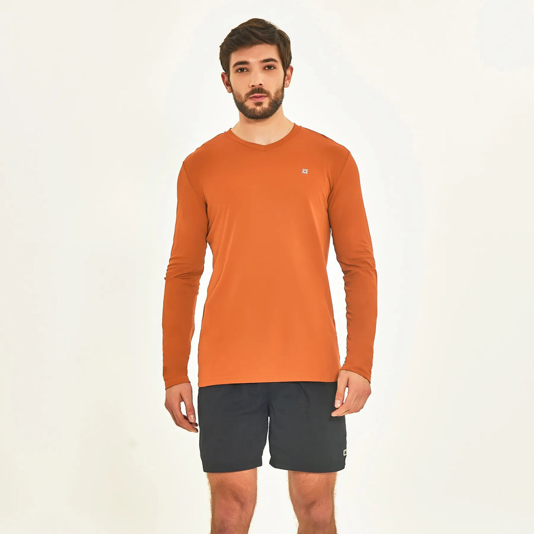 Model Front: Uv Line Magliette Uomo Longsleeve Sport Fit Caramelo