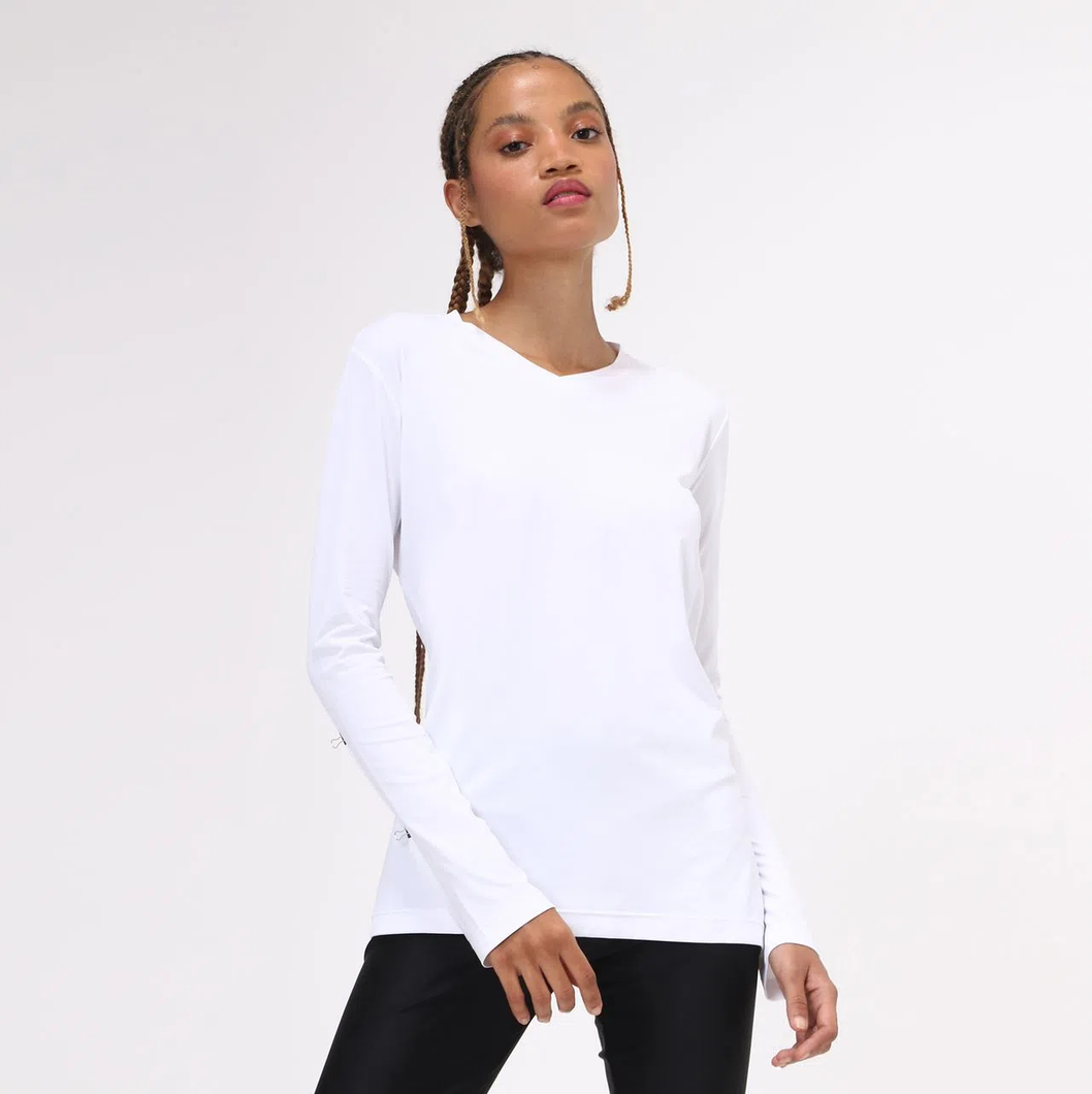 Model Front: Uv Line Top Da Fitness Sport Fit Branco Fem
