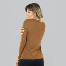 Carica l&#39;immagine nel visualizzatore di Gallery, Model Back: Uv Line Top Da Fitness Sport Fit Fem Ml Amarelo Msc Upf50+
