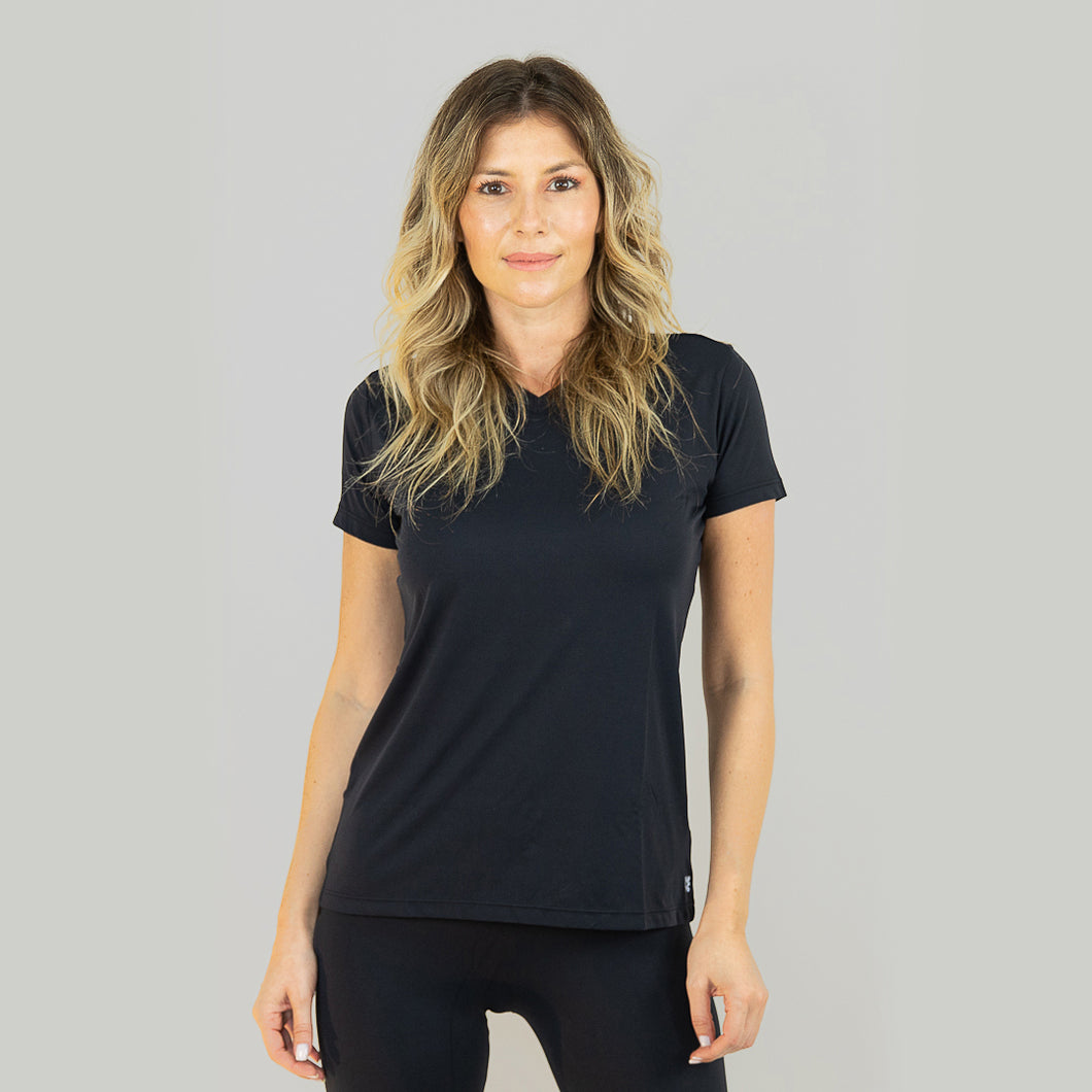 Model Front: Uv Line Top Da Fitness Sport Fit Fem Preto Upf50+